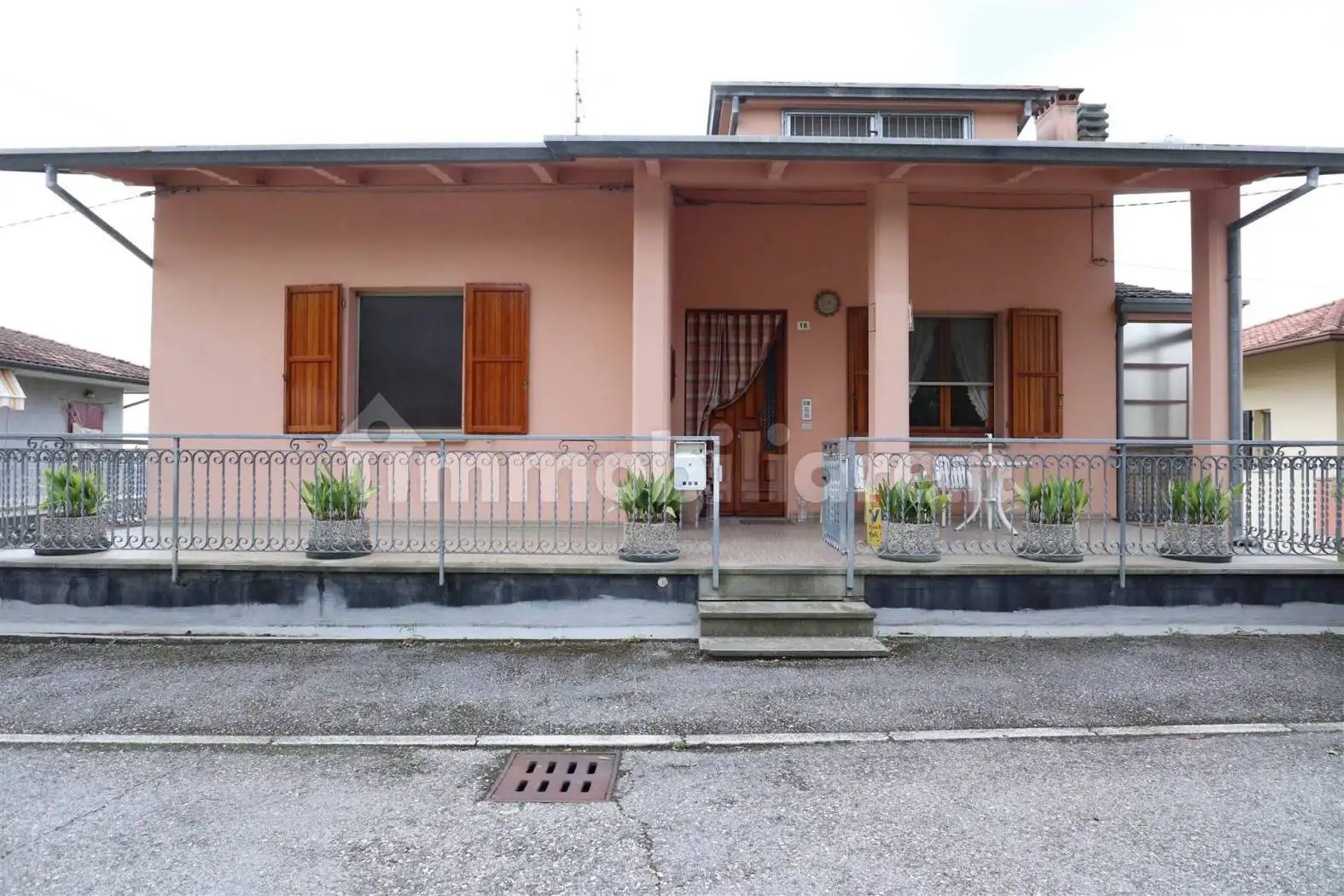 Villa in vendita a Borghi