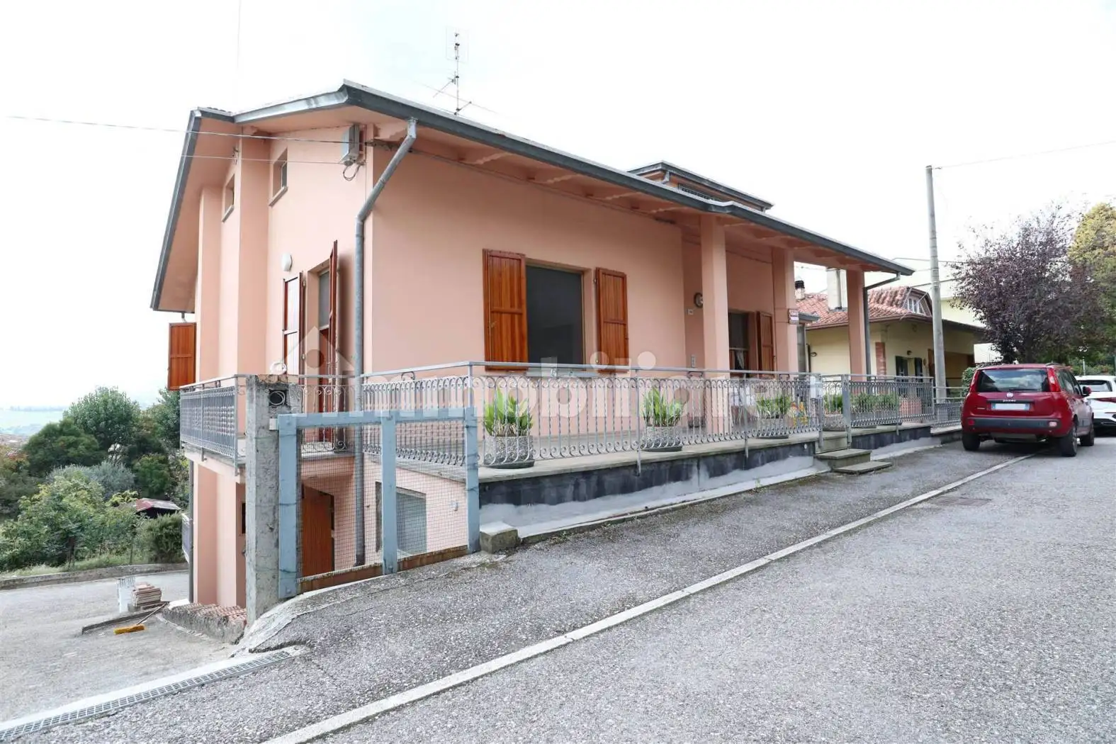 Villa bifamiliare, buono stato, 385 m², Centro, Borghi - foto 2