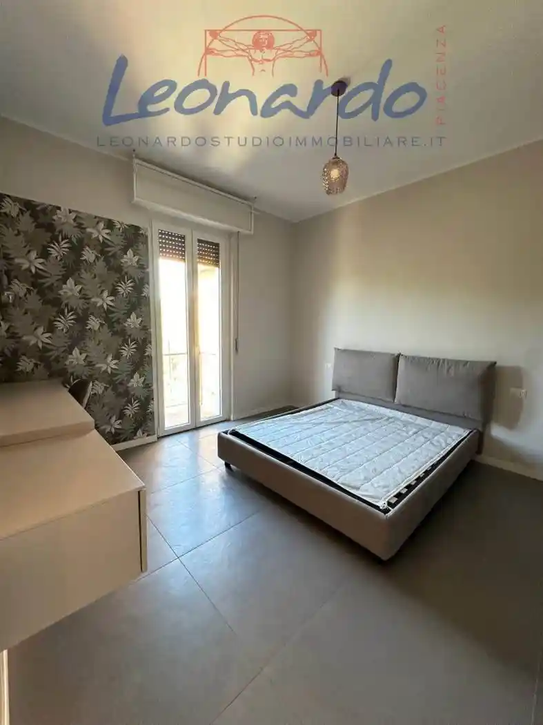 Trilocale ottimo stato, Infrangibile, Piacenza - foto 3