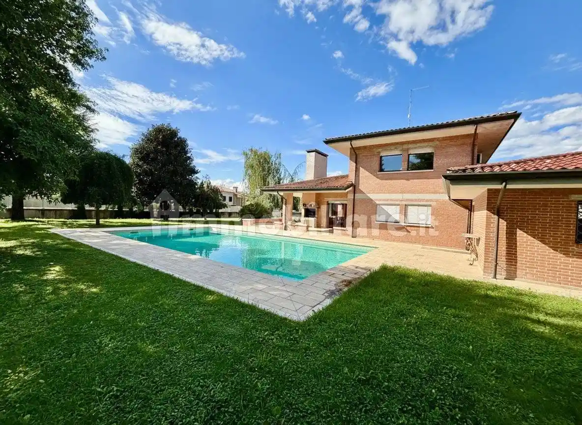 Villa in vendita a San Vito al Tagliamento