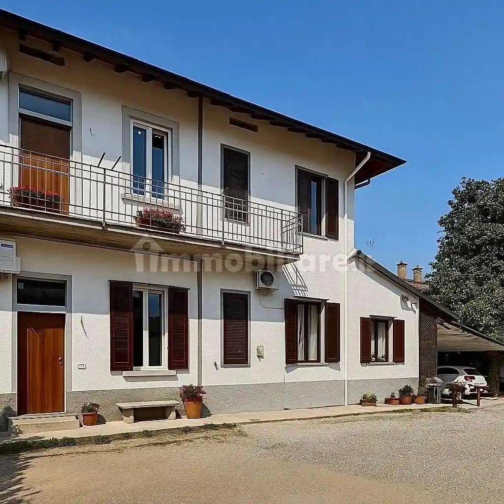 Appartamento in vendita a Carate Brianza