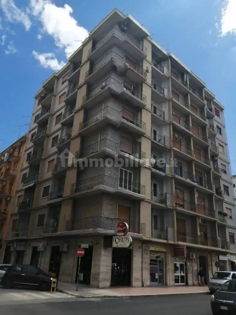 Appartamento in vendita a Taranto