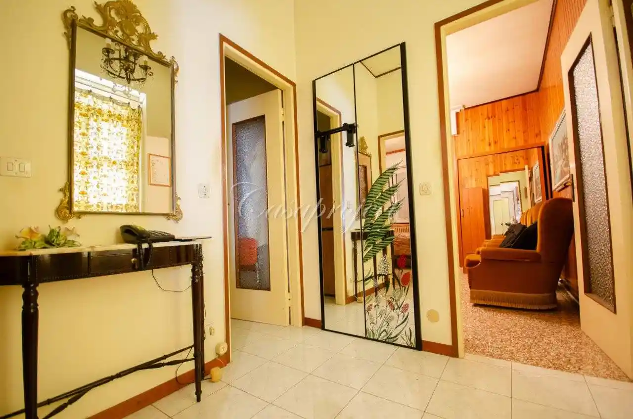 Villa unifamiliare via Martiri di Cefalonia 46, Ronchi, Gallarate - foto 3