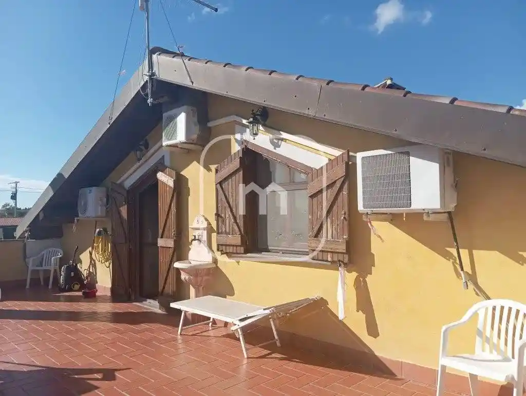 Appartamento in vendita a Lanuvio