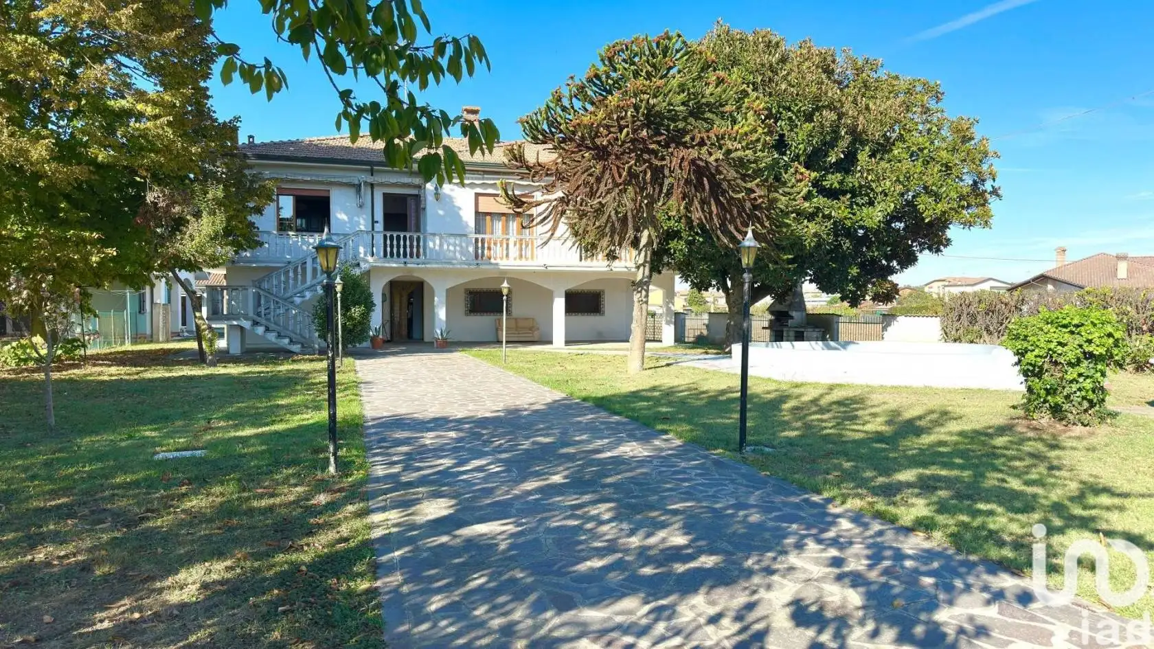 Villa in vendita a Stienta