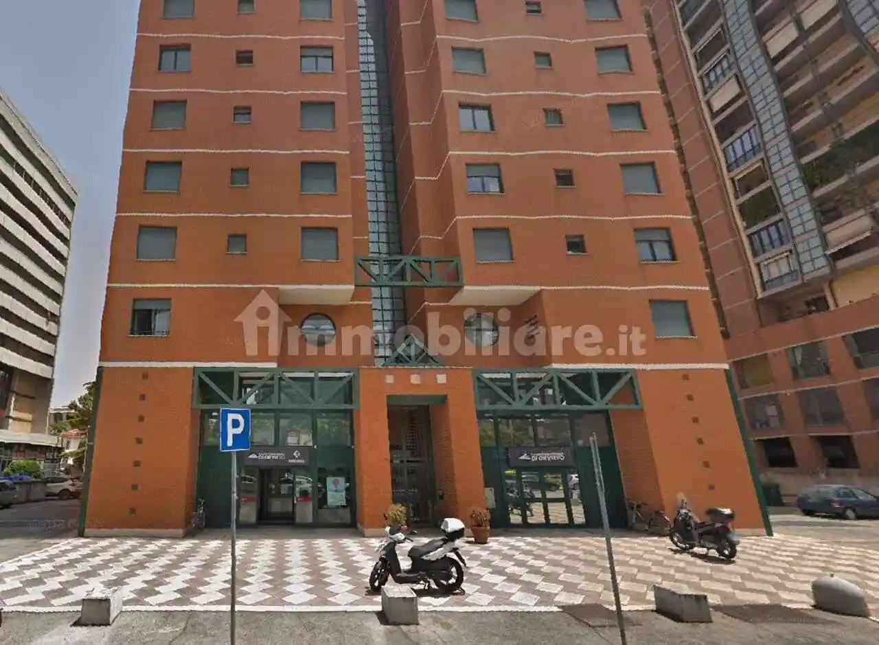 Palazzo - Edificio in vendita a Terni