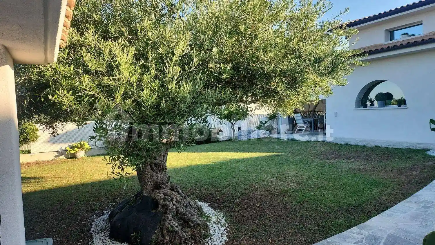 Villa unifamiliare via Delle Azalee No Number, Villaggio Taunus, Numana - foto 2