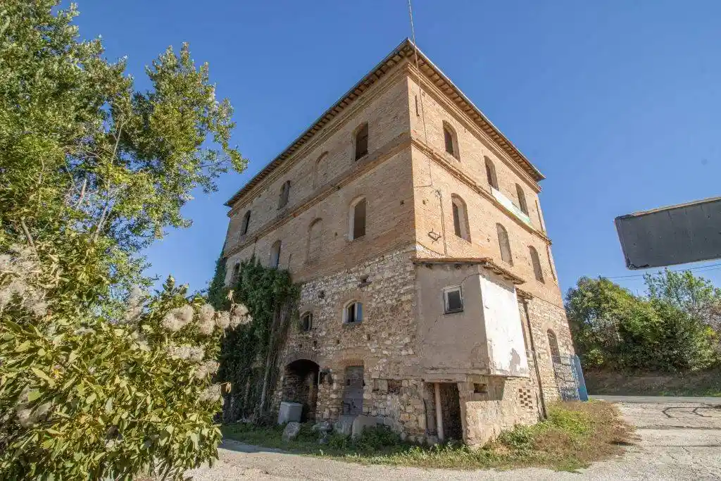 Palazzo - Edificio in Vendita - foto 2