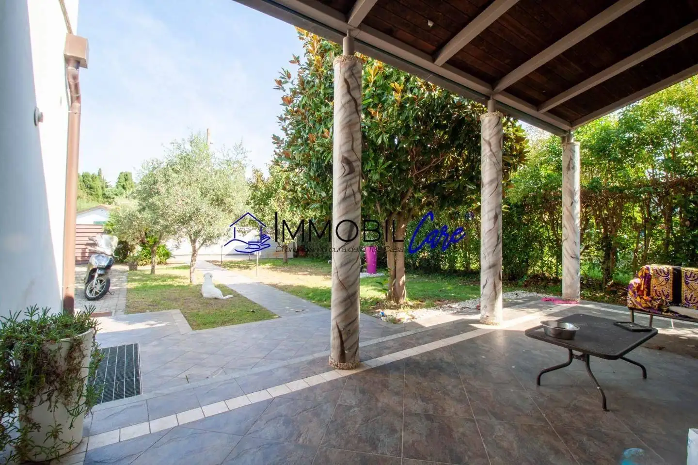 Villa in vendita a Livorno