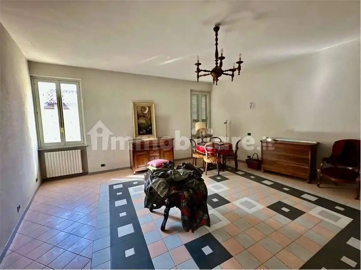Casa indipendente in vendita a Piacenza