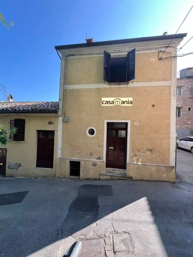 Villetta a schiera in vendita a Pergola