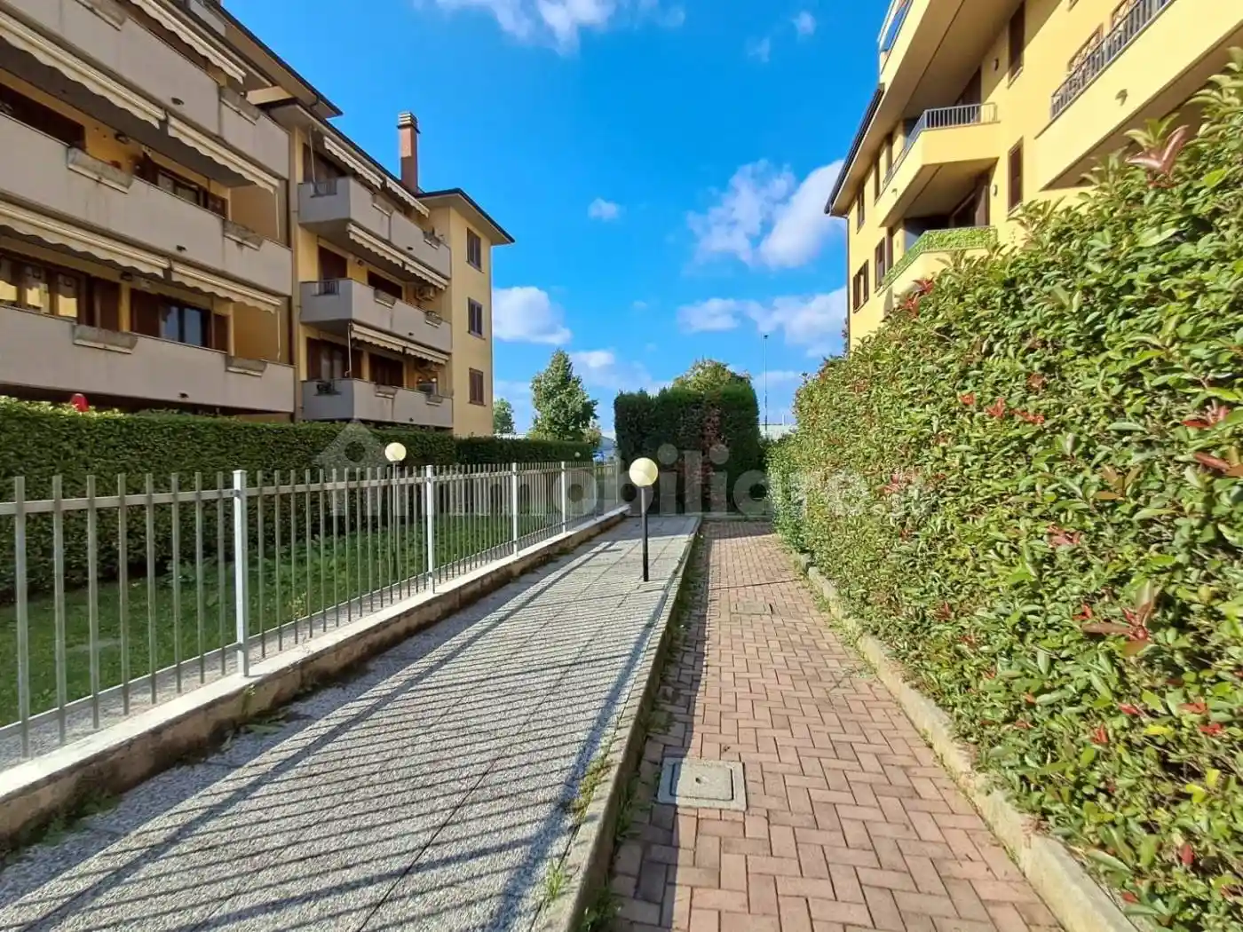 Appartamento in vendita a Caponago