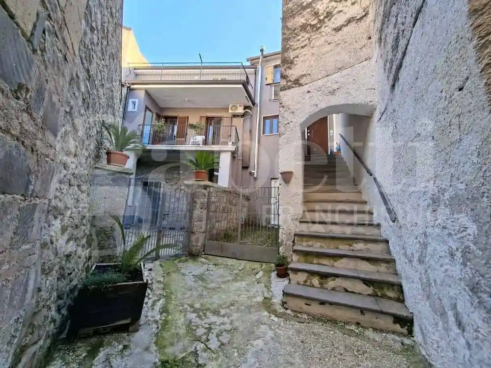 Casa indipendente in vendita a Teano