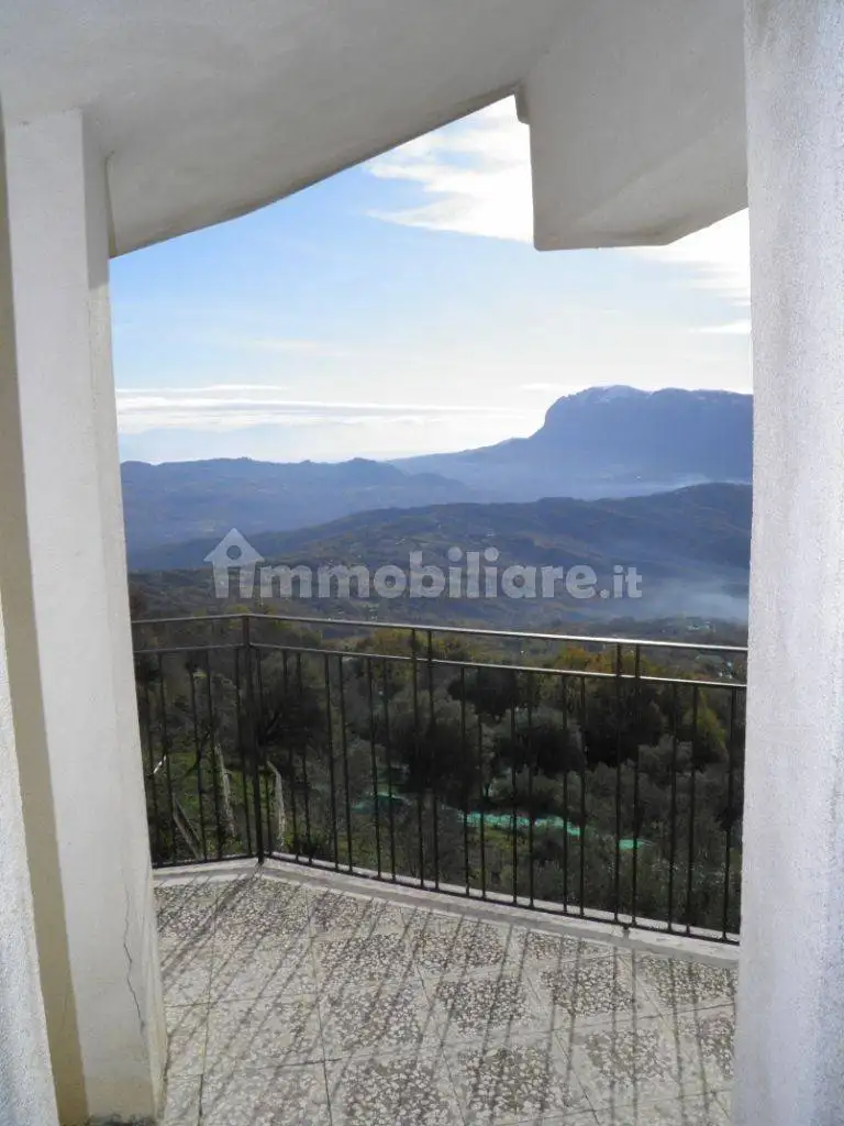 Appartamento in vendita a Montano Antilia