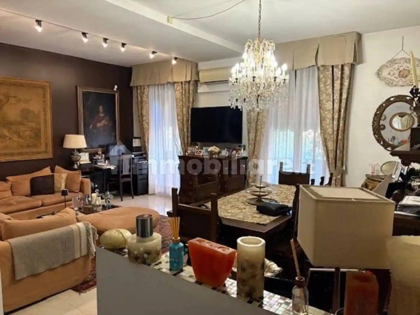 Appartamento in vendita a Piacenza