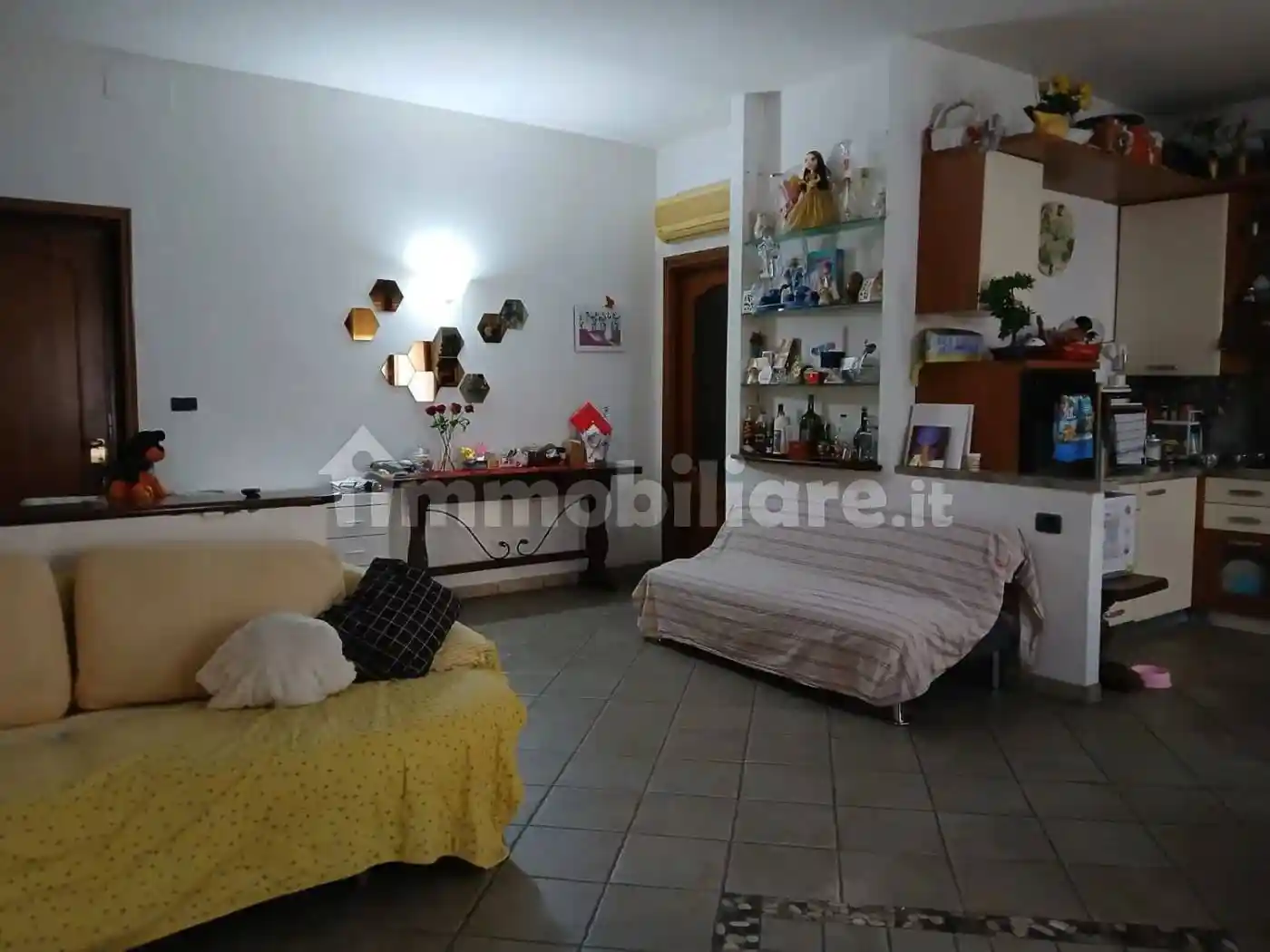 Appartamento in vendita a Piacenza