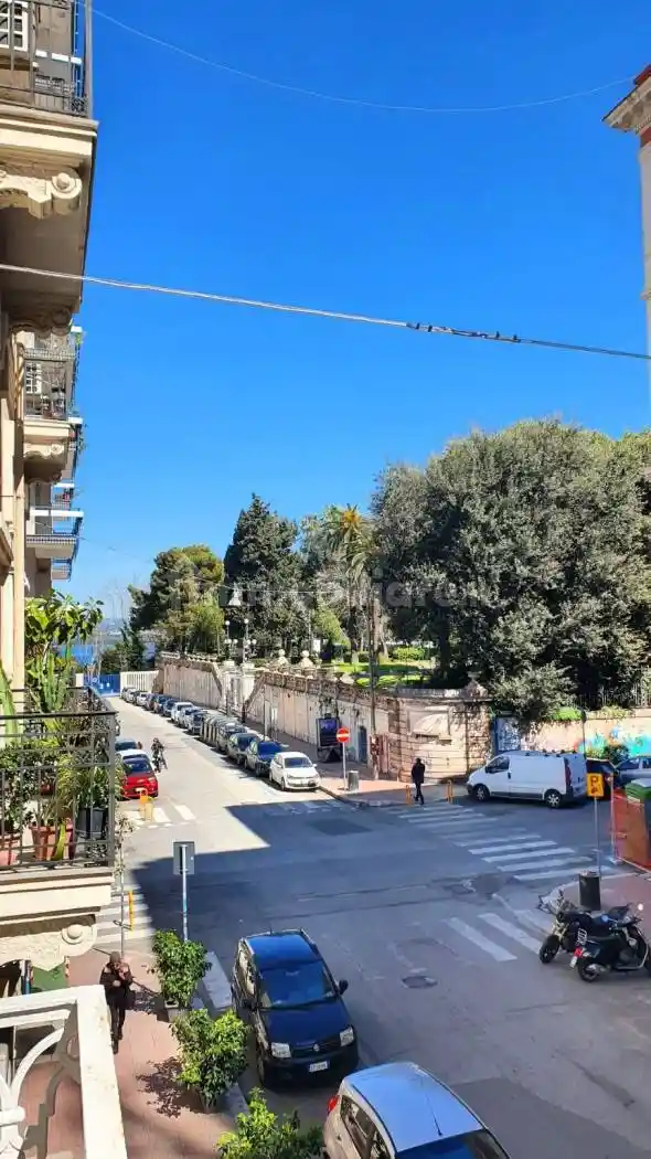 Appartamento in vendita a Taranto