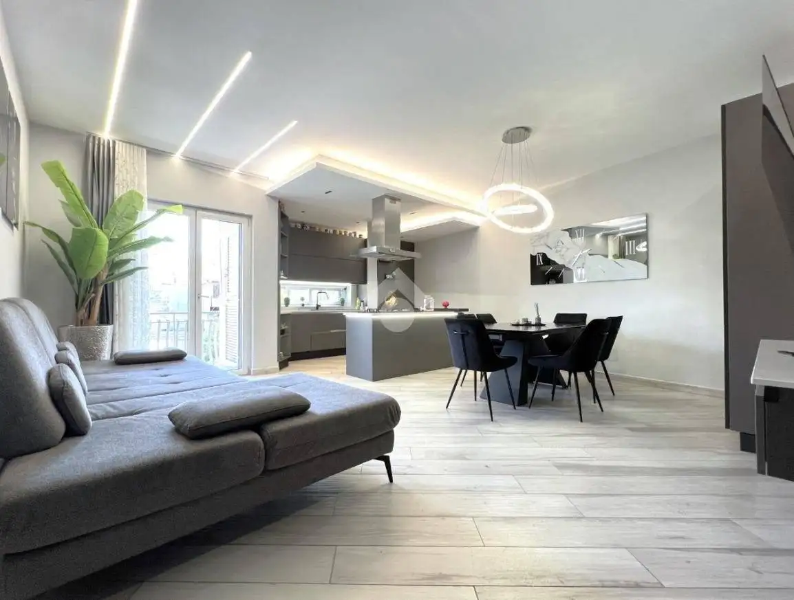 Appartamento in vendita a Casoria