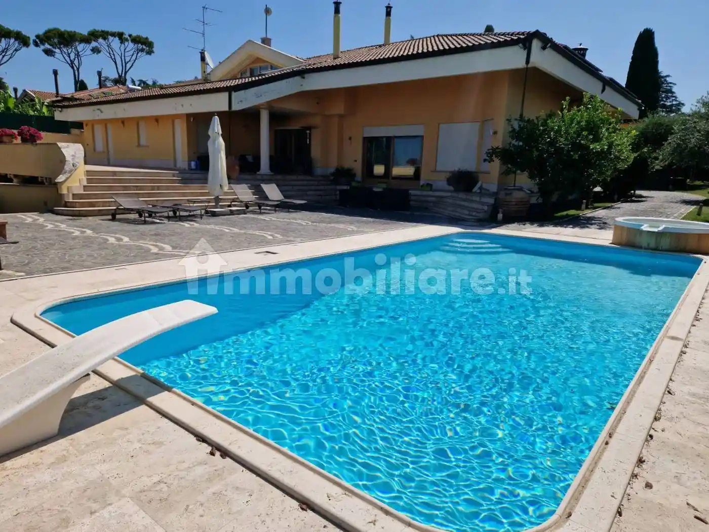 Villa in vendita a Grottaferrata