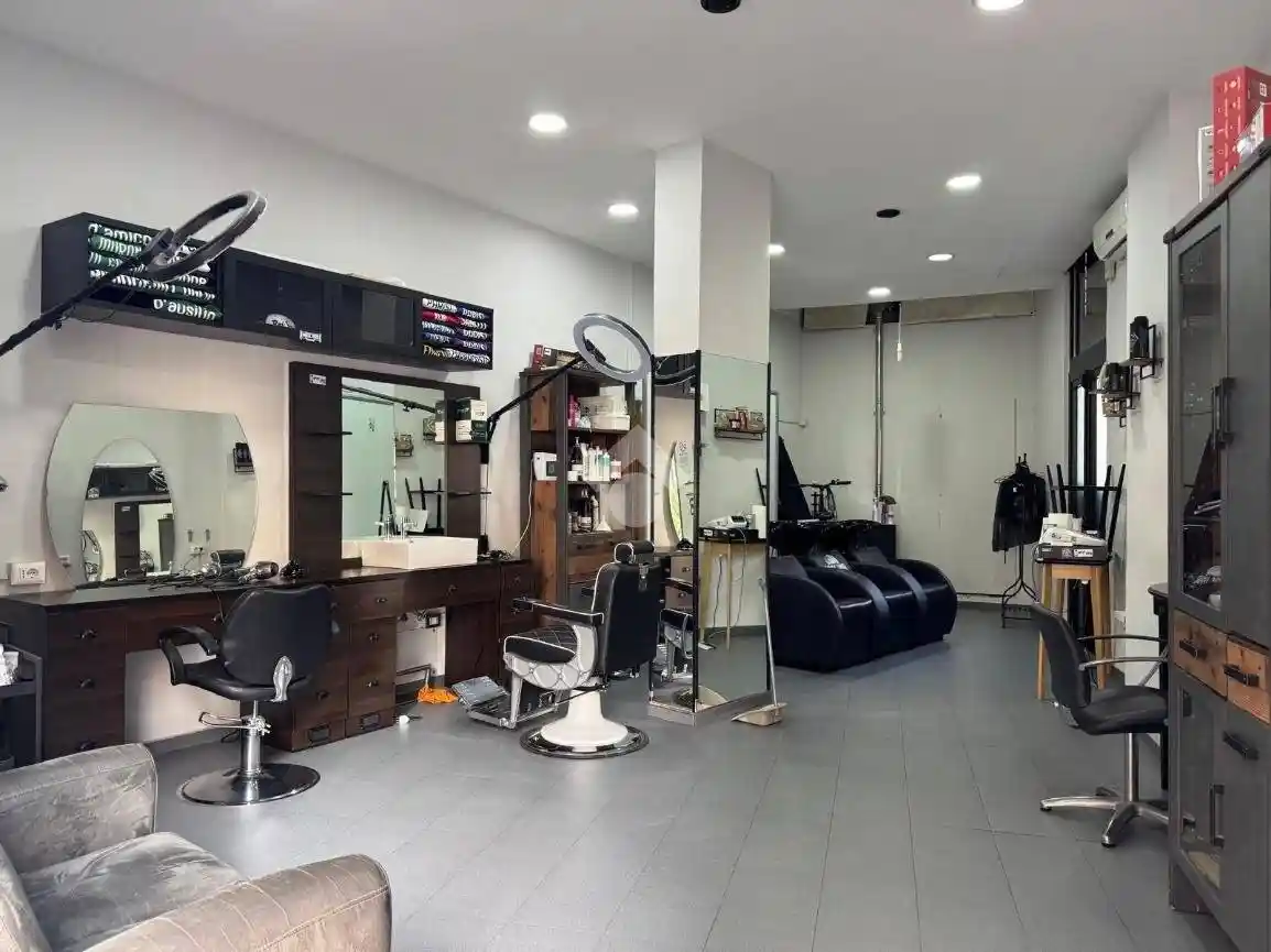 Loft via Circumvallazione 7, A. Annarumma, A. Gasperi, F. Tedesco, Avellino - foto 4