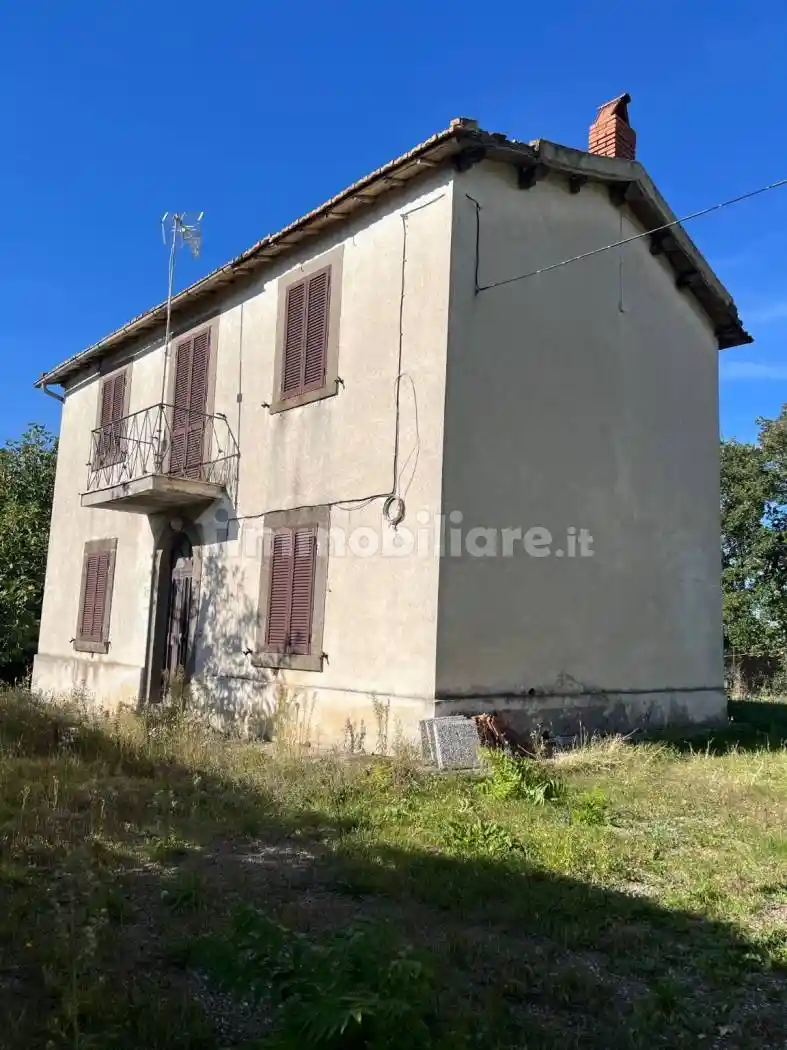 Villa in vendita a Viterbo