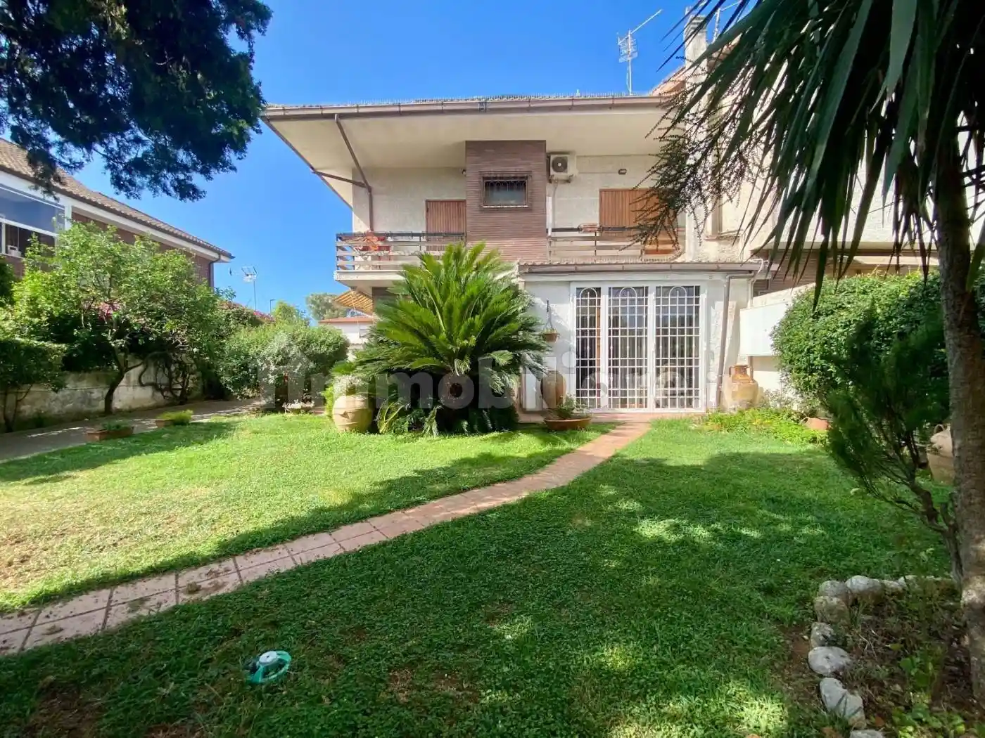 Villa in vendita a Pomezia