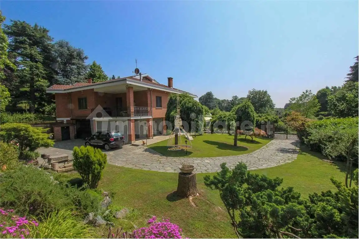 Villa in vendita a Moncalieri