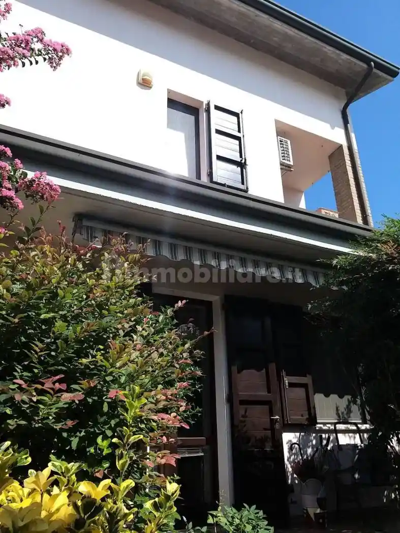 Villa in vendita a Ravenna