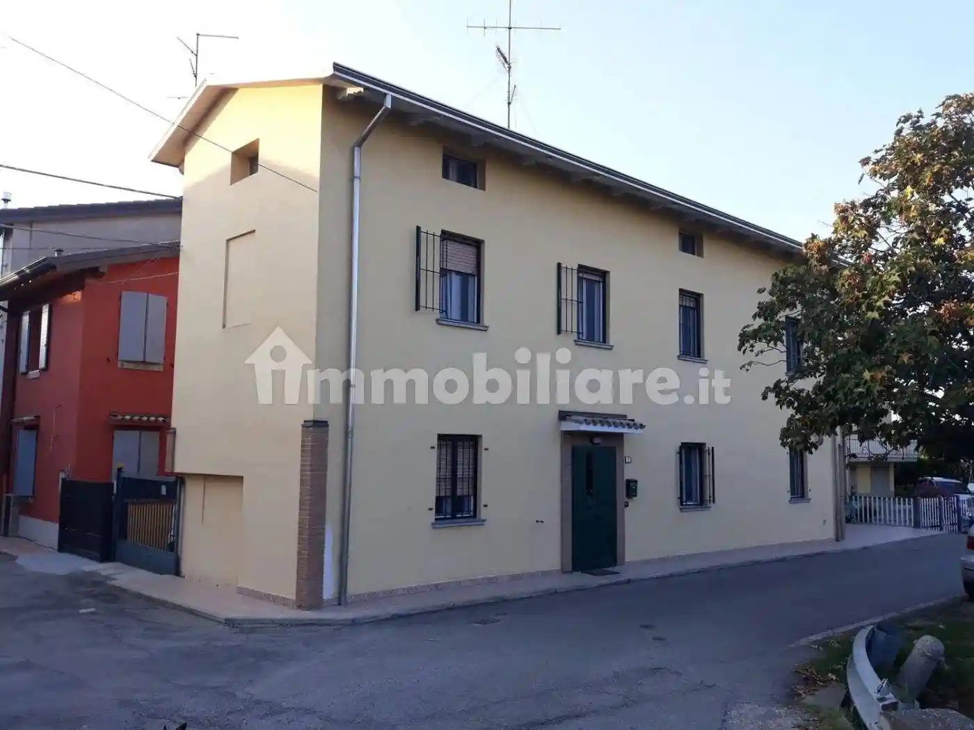 Villa in vendita a Reggio Emilia