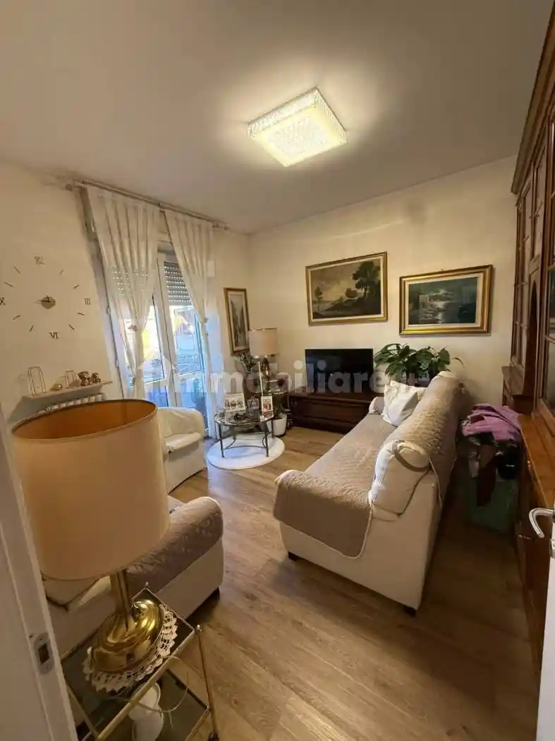 Appartamento in vendita a Piacenza