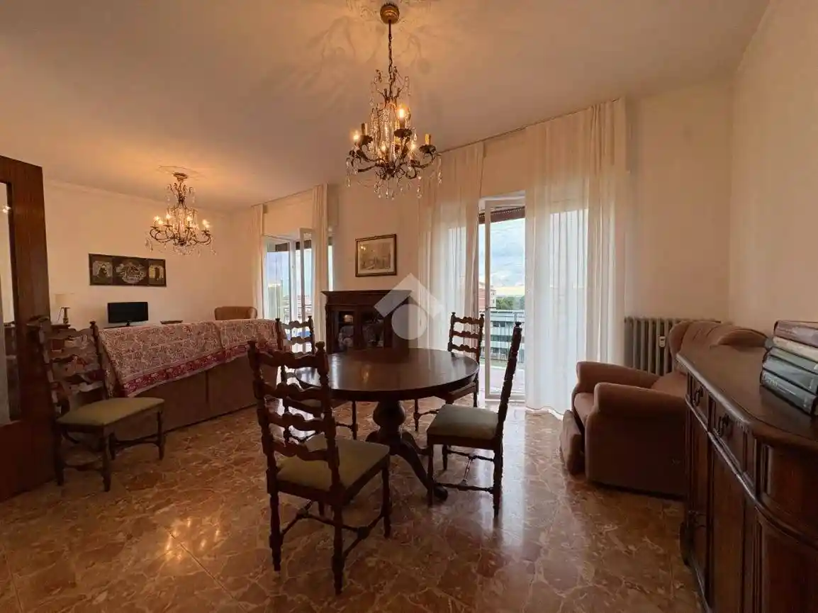 Appartamento via Guglielmo Marconi 8, Centro, Massa - foto 2