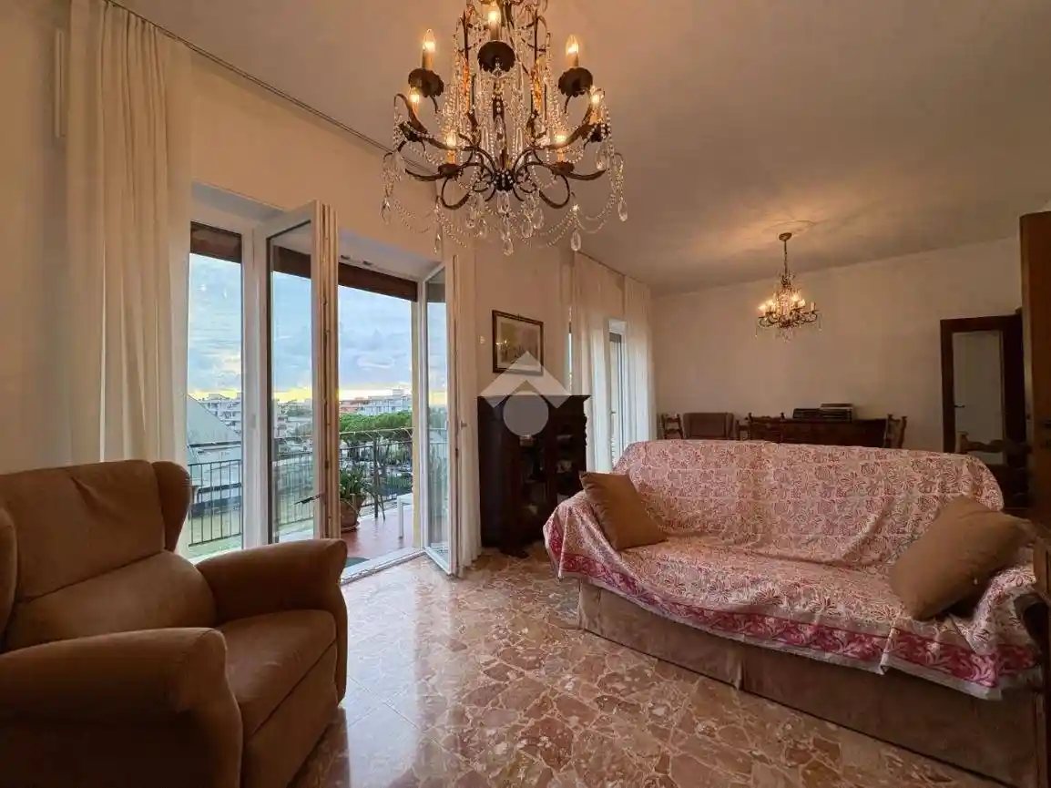 Appartamento via Guglielmo Marconi 8, Centro, Massa - foto 3