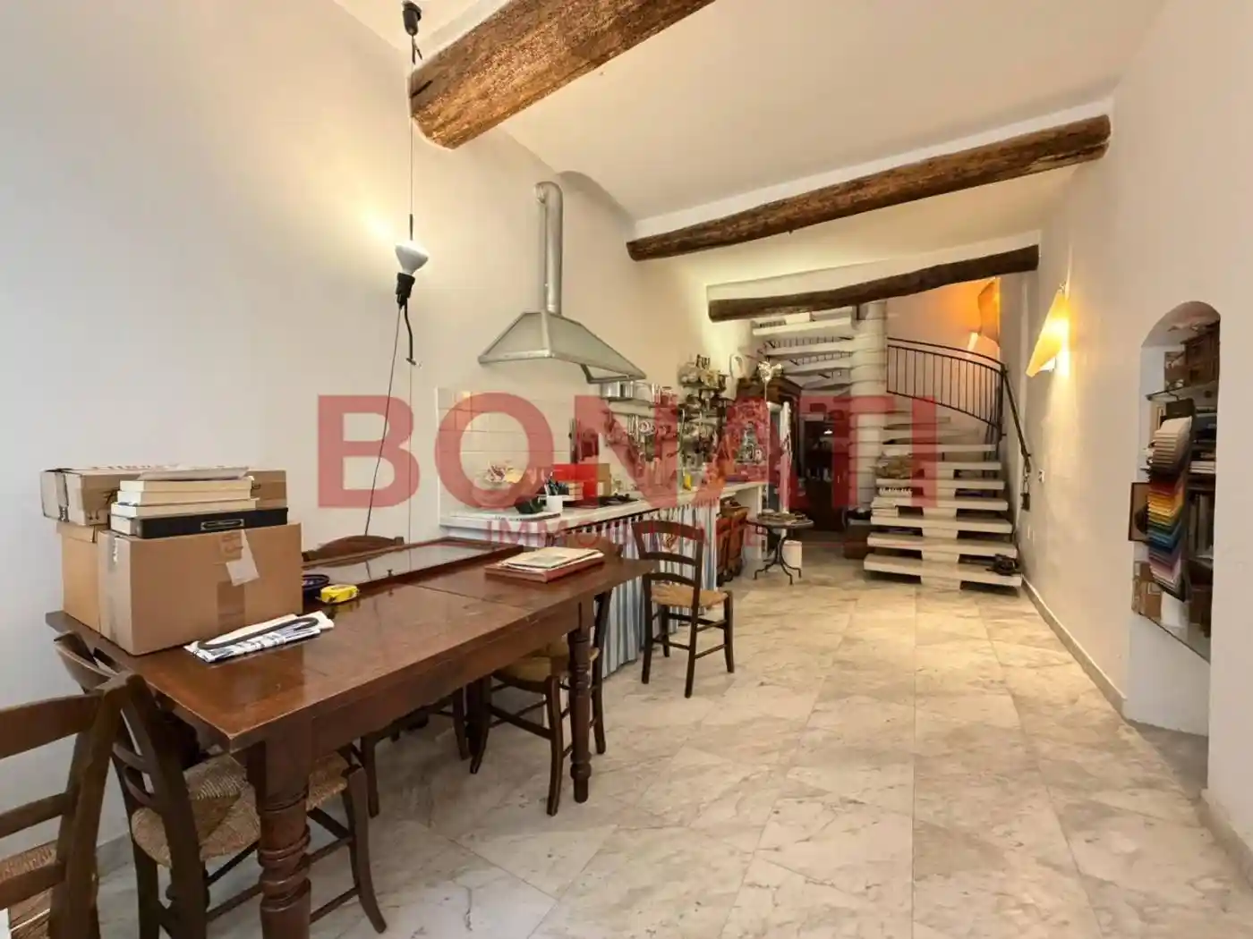 Casa indipendente in vendita a Sarzana