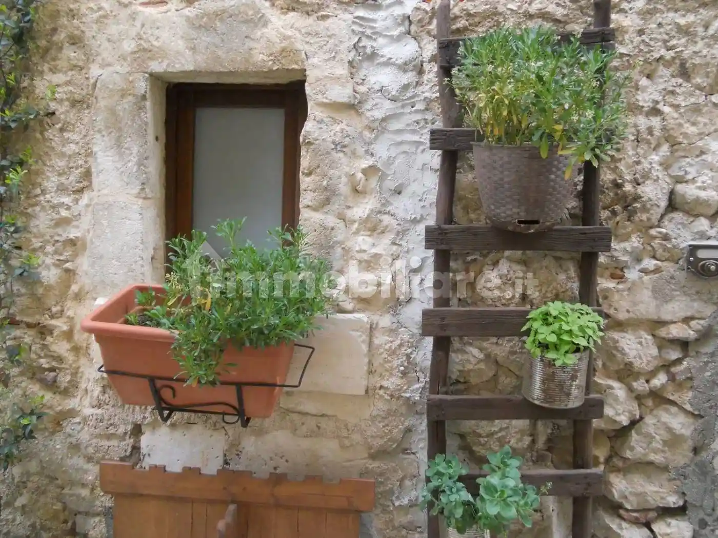 Villa unifamiliare via M. A. Colonna, 11, Centro, Scurcola Marsicana - foto 3