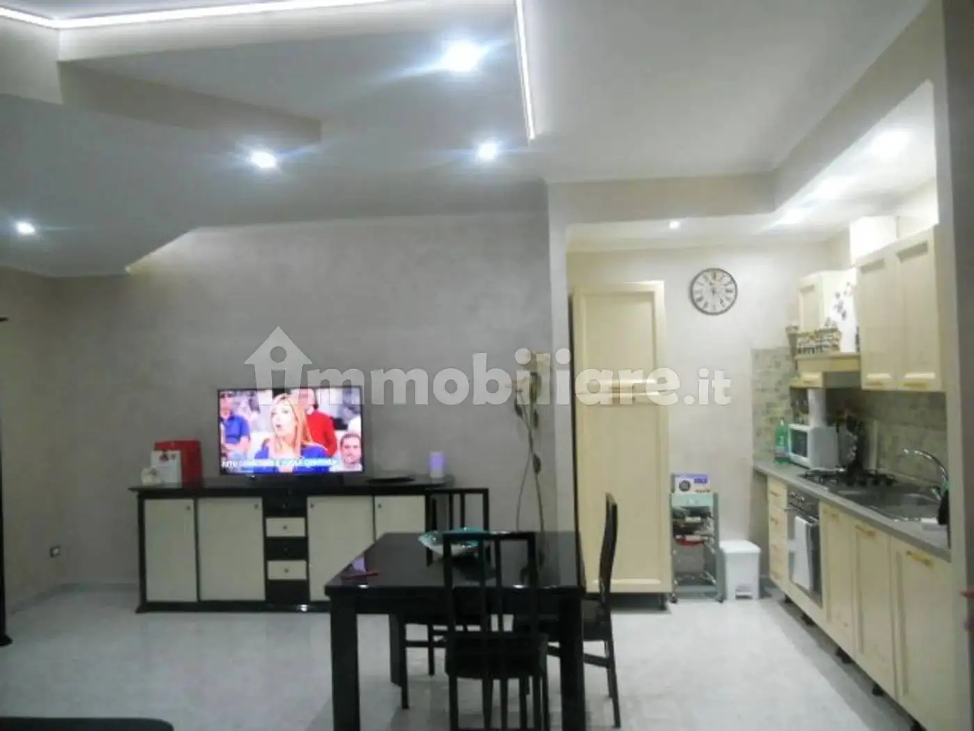 Appartamento in vendita a Civitella Roveto