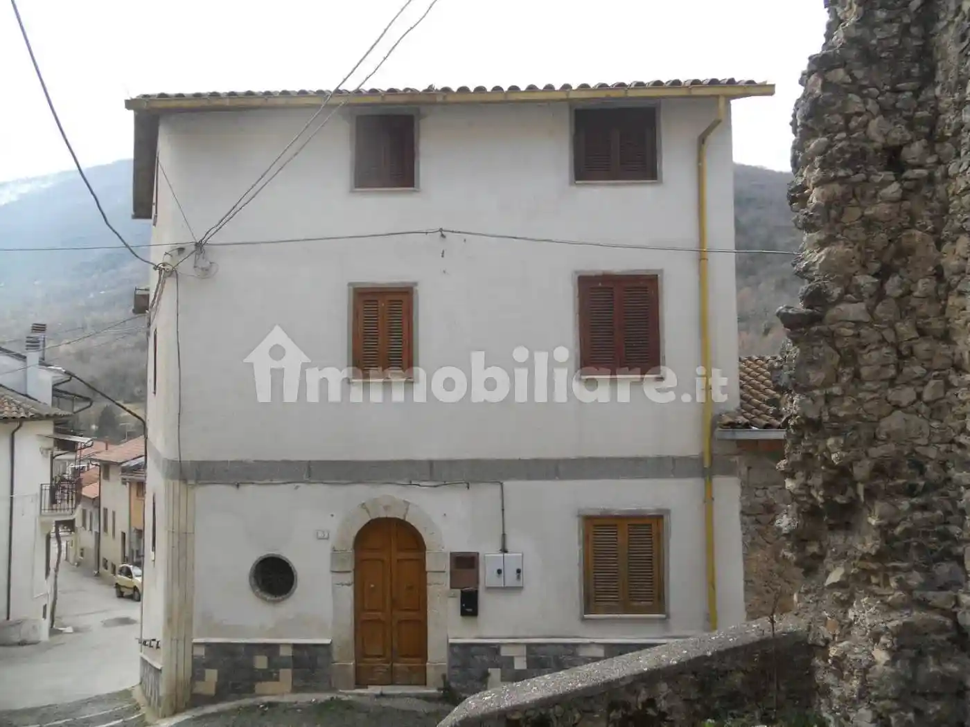 Appartamento in vendita a Capistrello