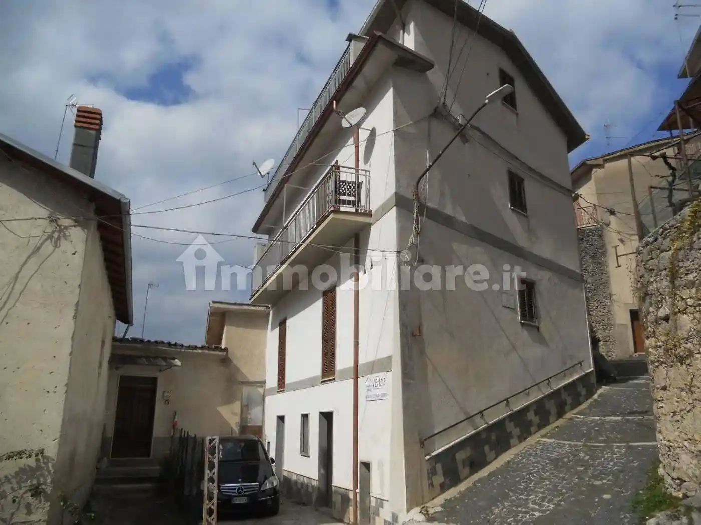 Quadrilocale via Porta Cancello No Number, Centro, Capistrello - foto 2