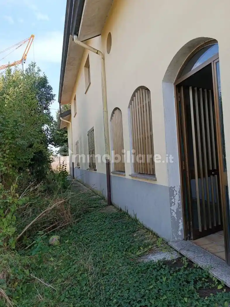 Villa in vendita a Turate