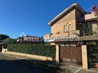 Villa in vendita a Tarquinia