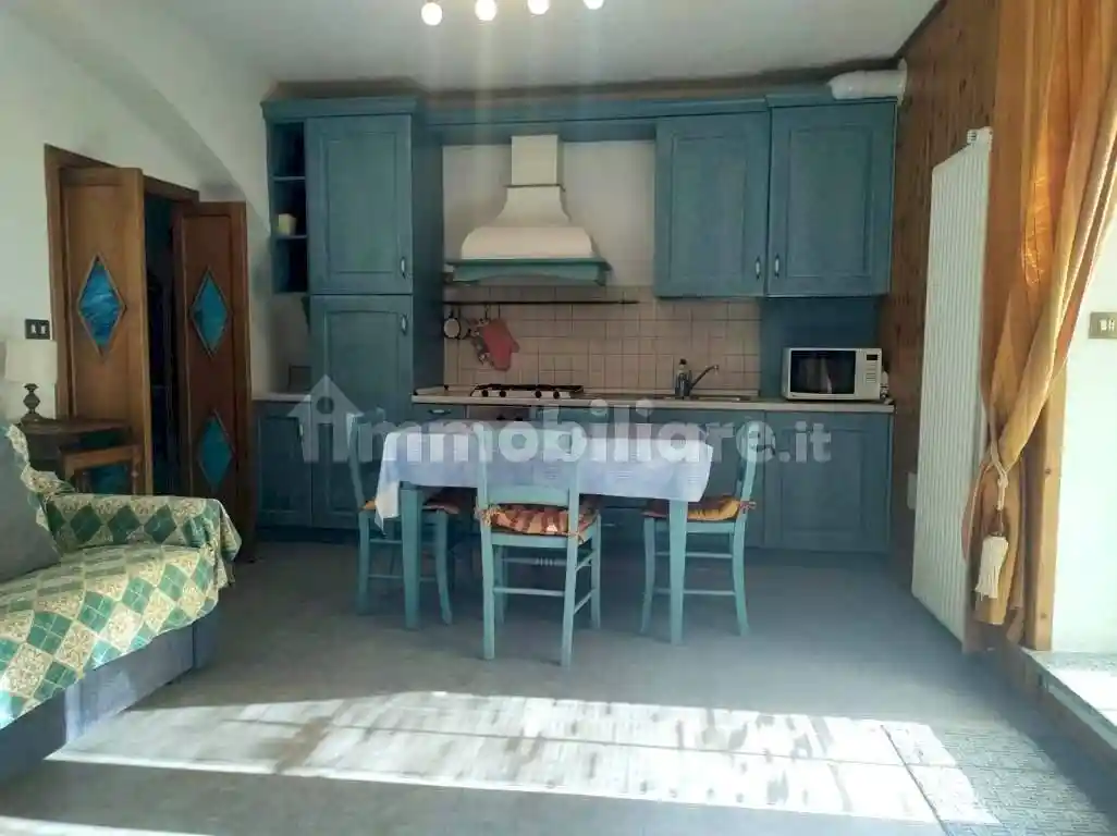 Bilocale piazza Chanoux, Centro, Etroubles - foto 5