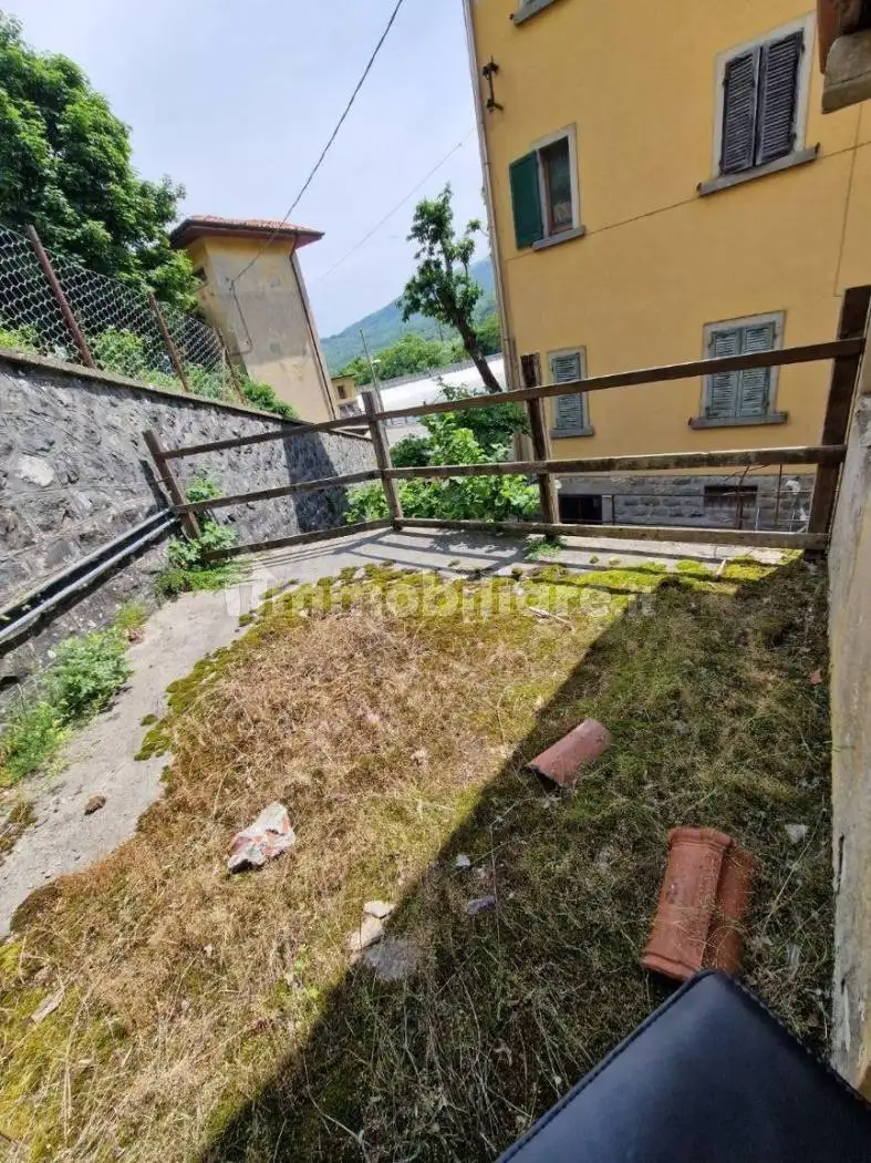 Appartamento in vendita a Ventasso