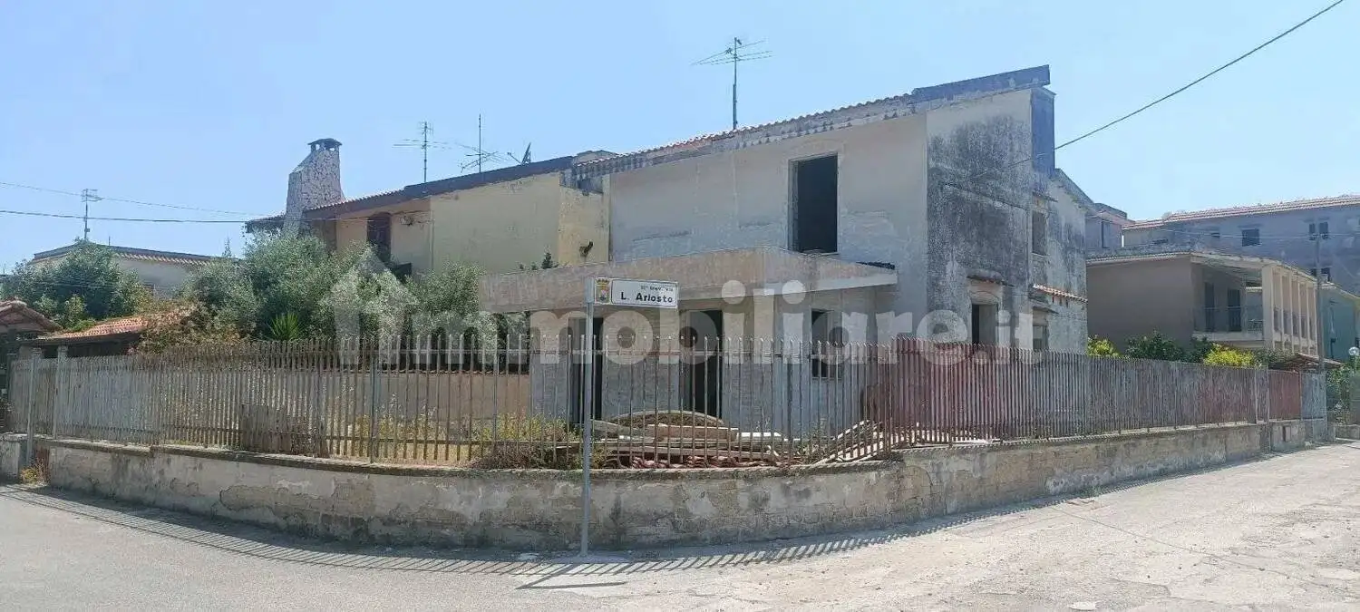 Villa in vendita a Castel Volturno