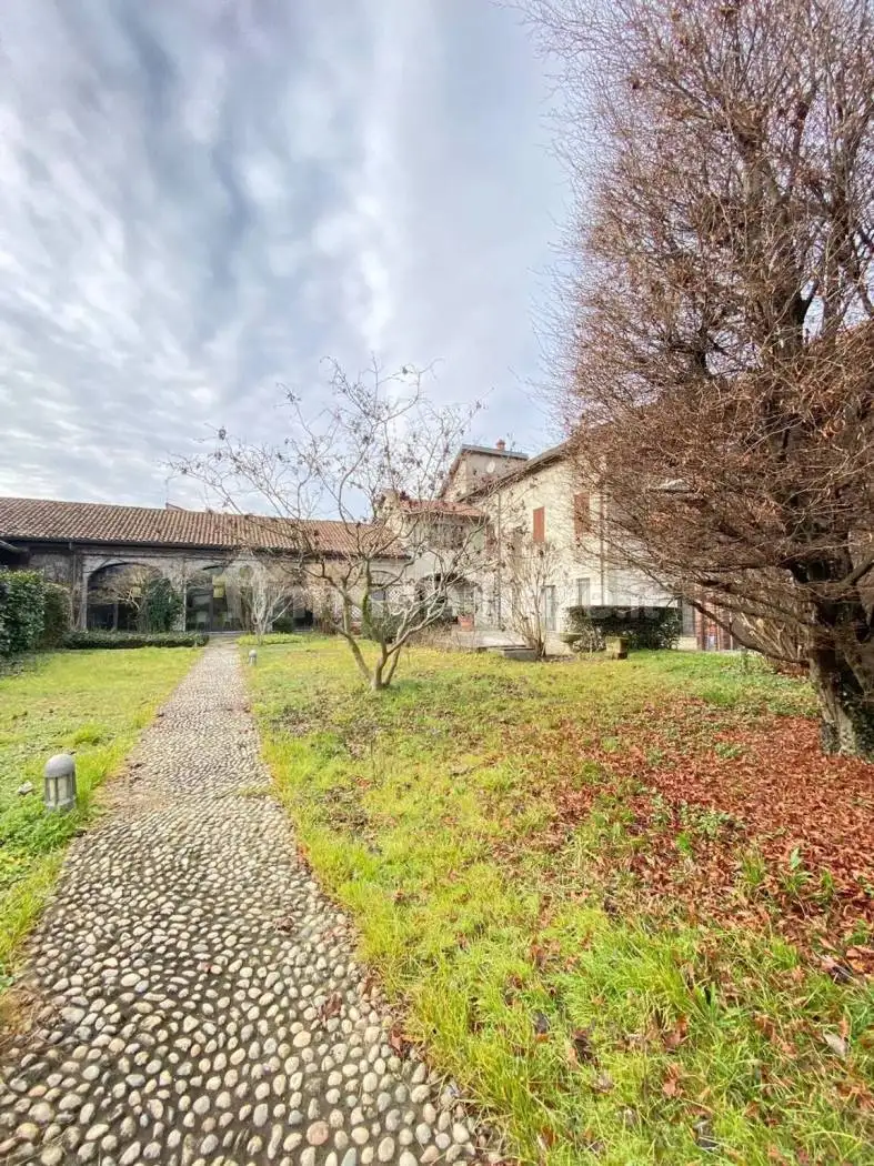 Villa in vendita a Parona