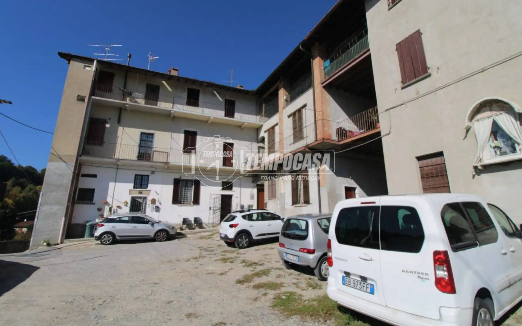 Appartamento in vendita a Lambrugo