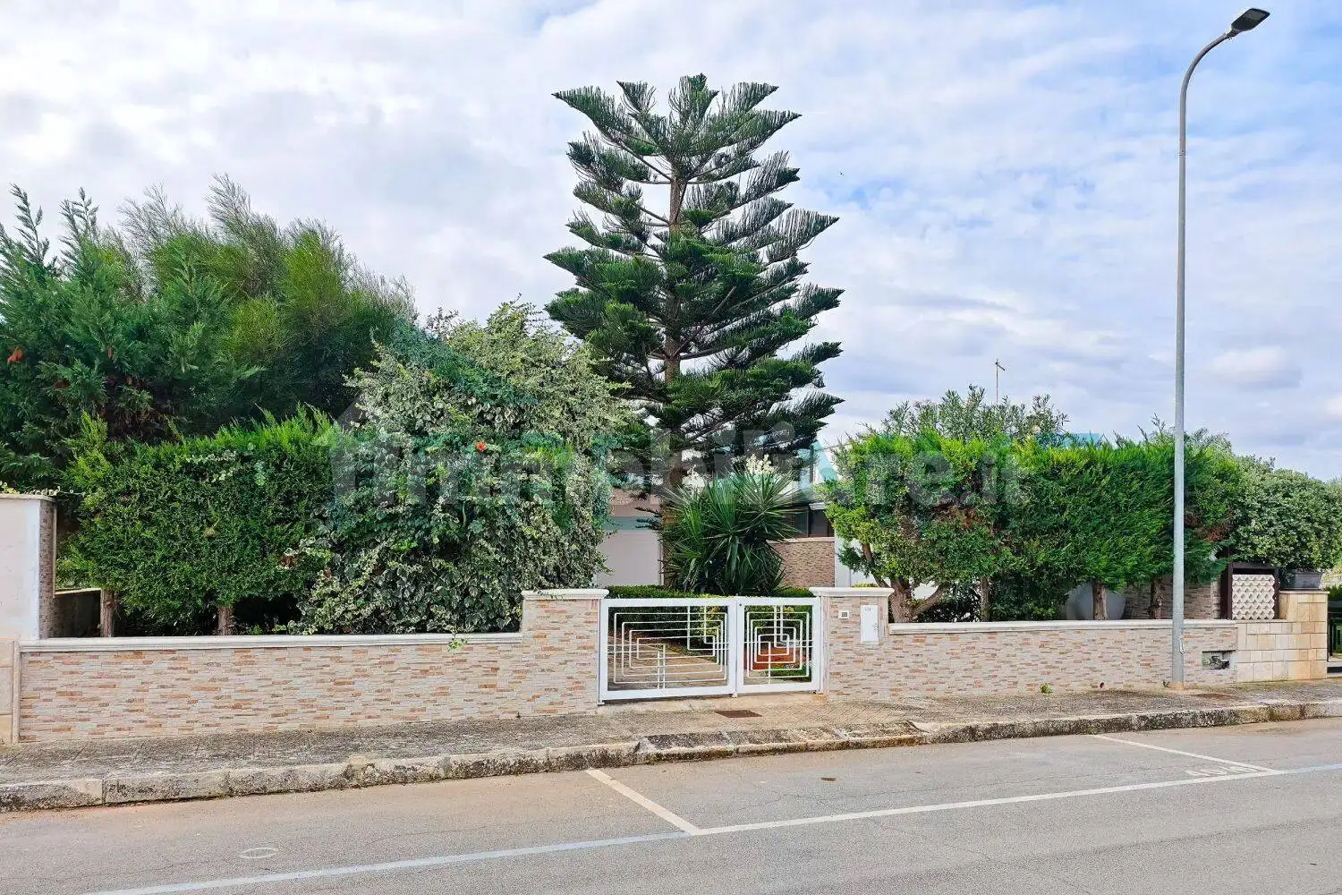 Villa unifamiliare, buono stato, 100 m², Carovigno - foto 2