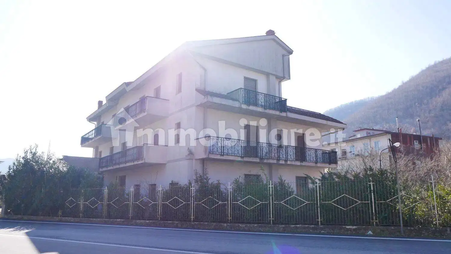 Palazzo - Edificio in vendita a Monteforte Irpino