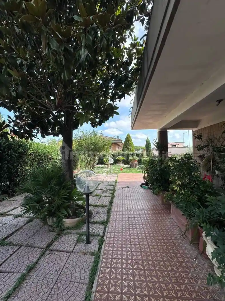 Villa a schiera via Atimeto 9, Quarto Miglio, Roma - foto 5