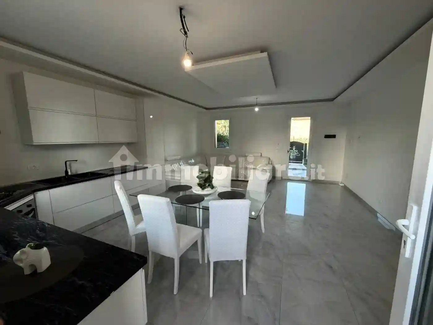 Villetta a schiera - foto 2