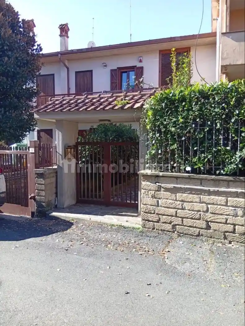 Villa in vendita a Campagnano di Roma