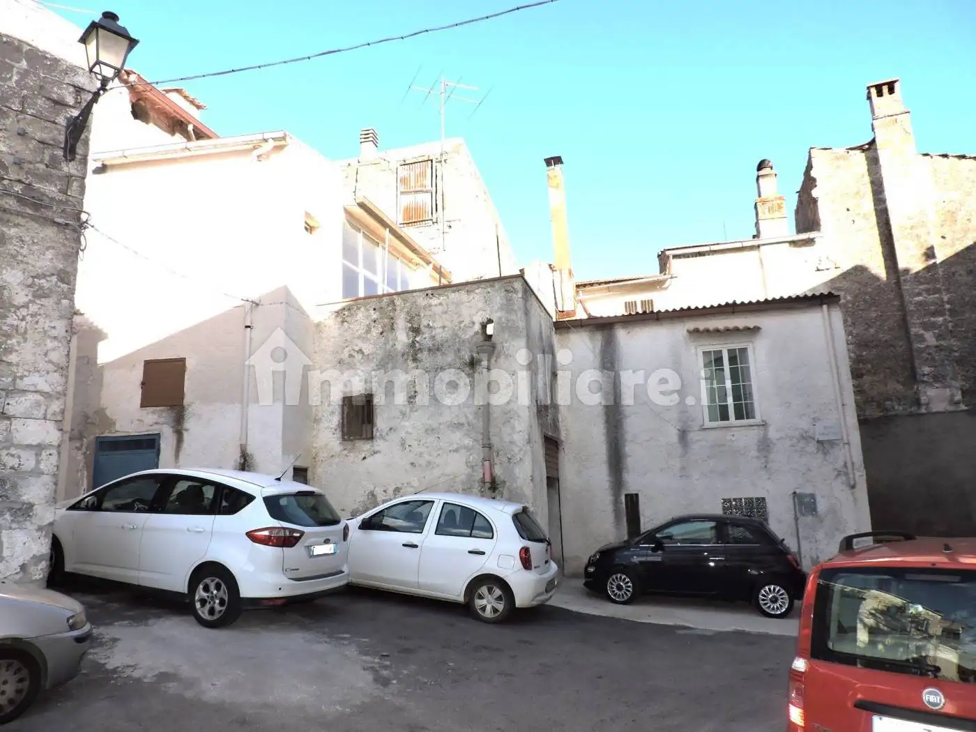 Terratetto unifamiliare 180 m², da ristrutturare, Centro, Carinola - foto 2